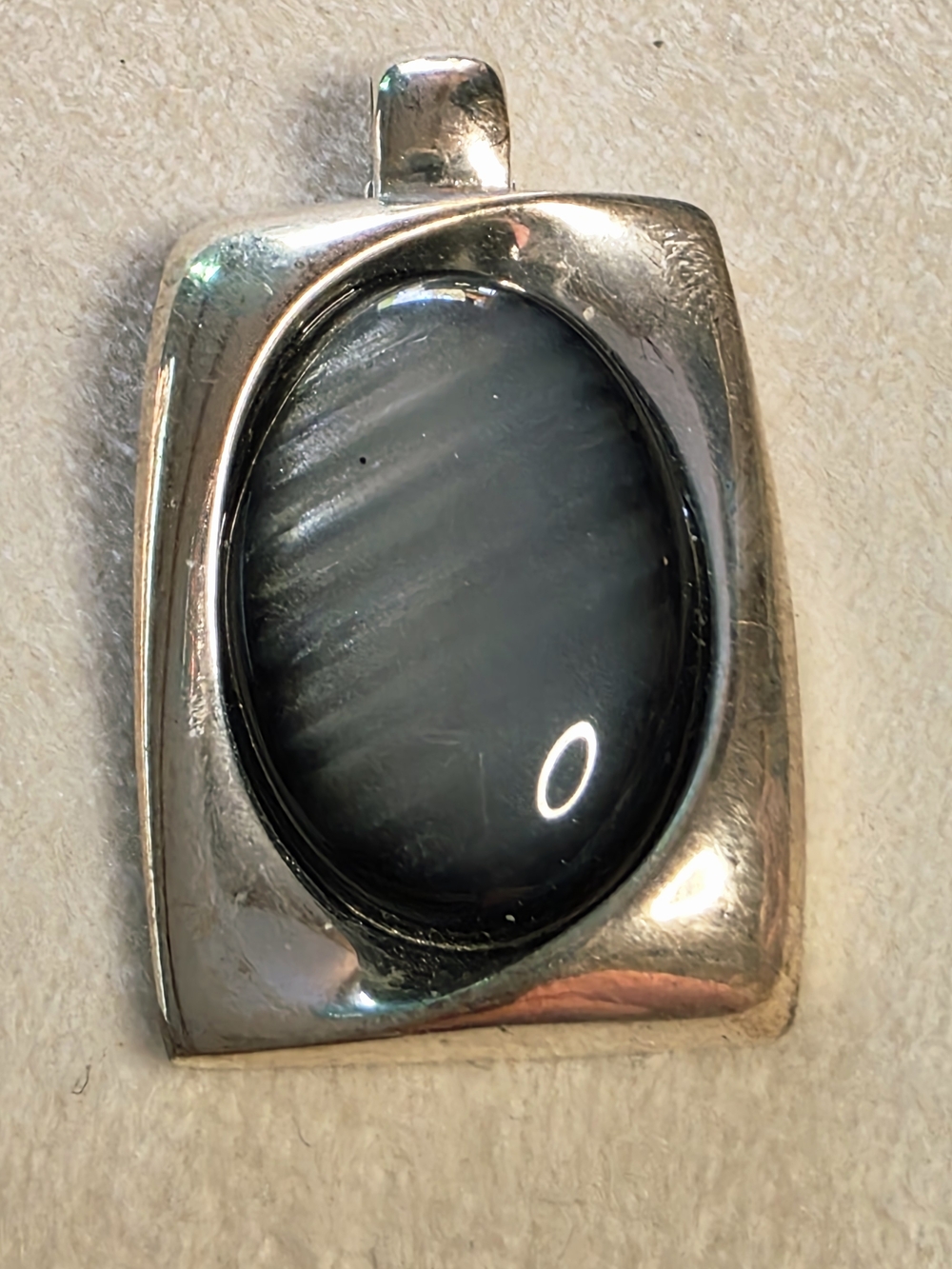 Kenneth Cole Vintage Pendant with Bluish Gray Oval Stone Silver Tone - Picture 2 of 4